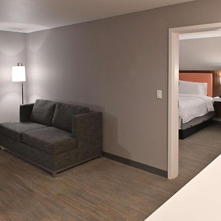 Hampton Inn Фремонт Экстерьер фото
