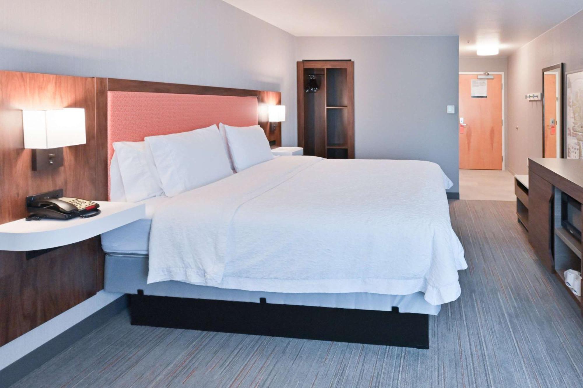 Hampton Inn Фремонт Экстерьер фото