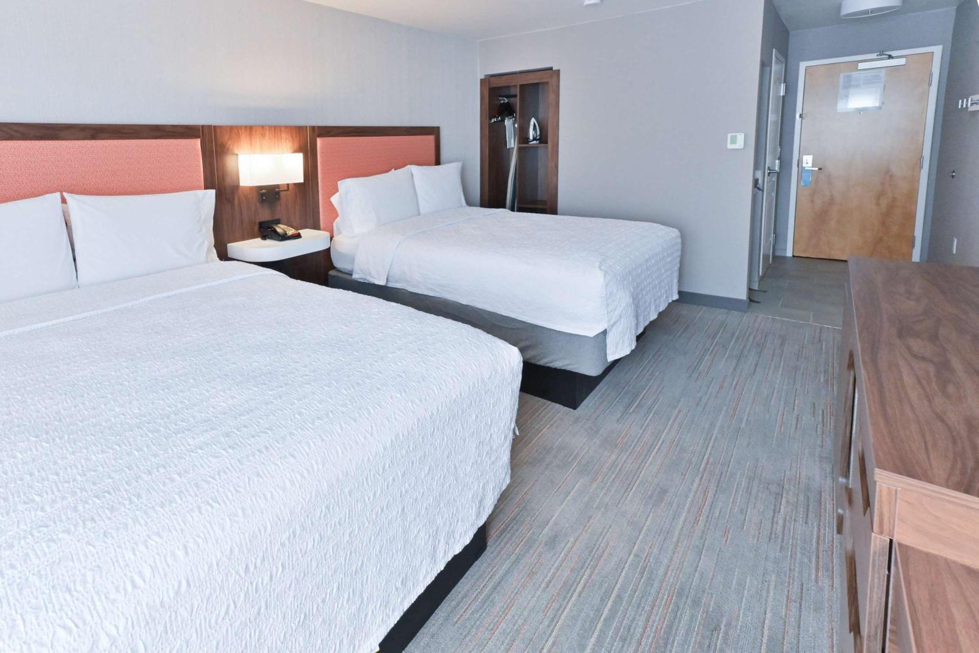 Hampton Inn Фремонт Экстерьер фото
