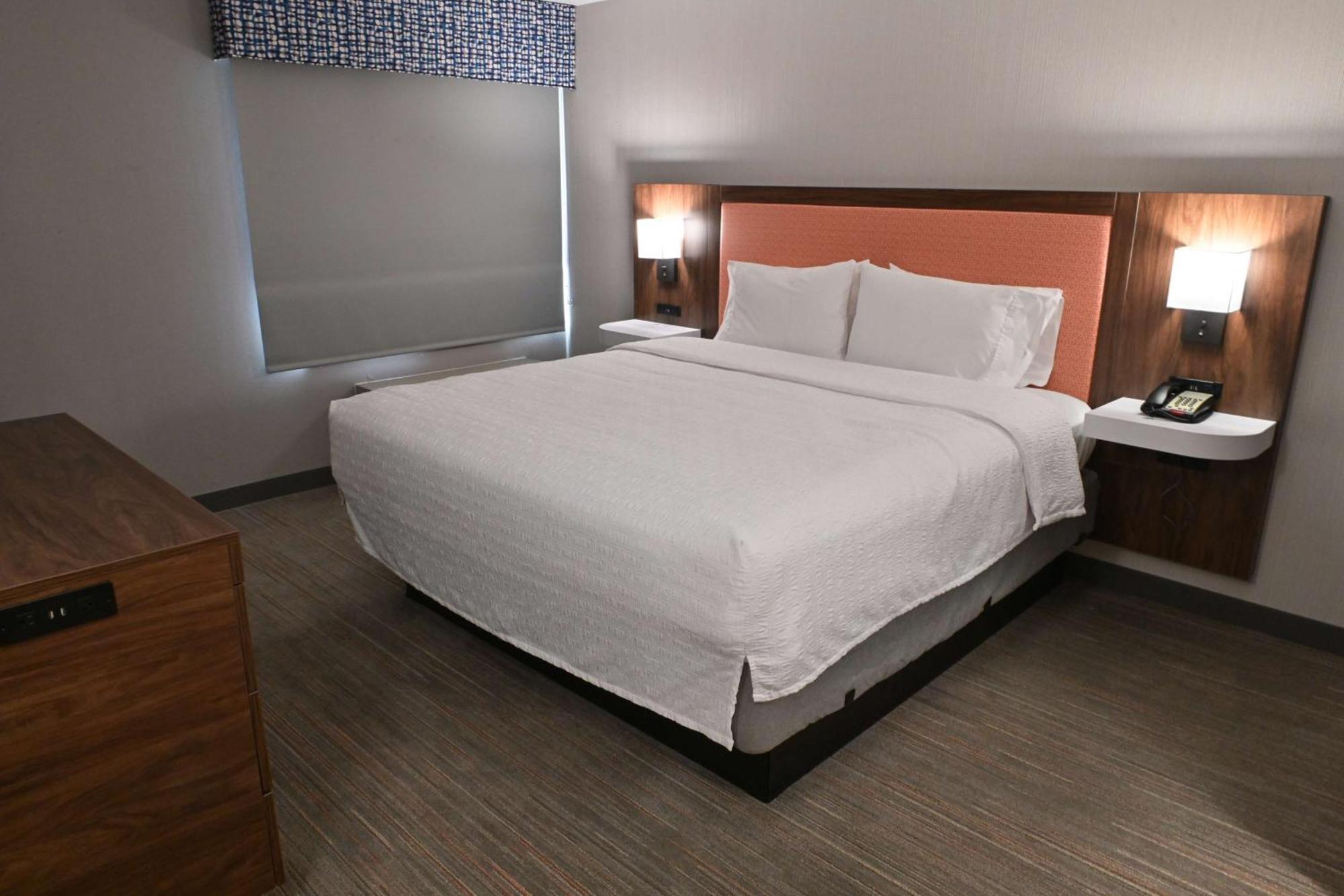 Hampton Inn Фремонт Экстерьер фото