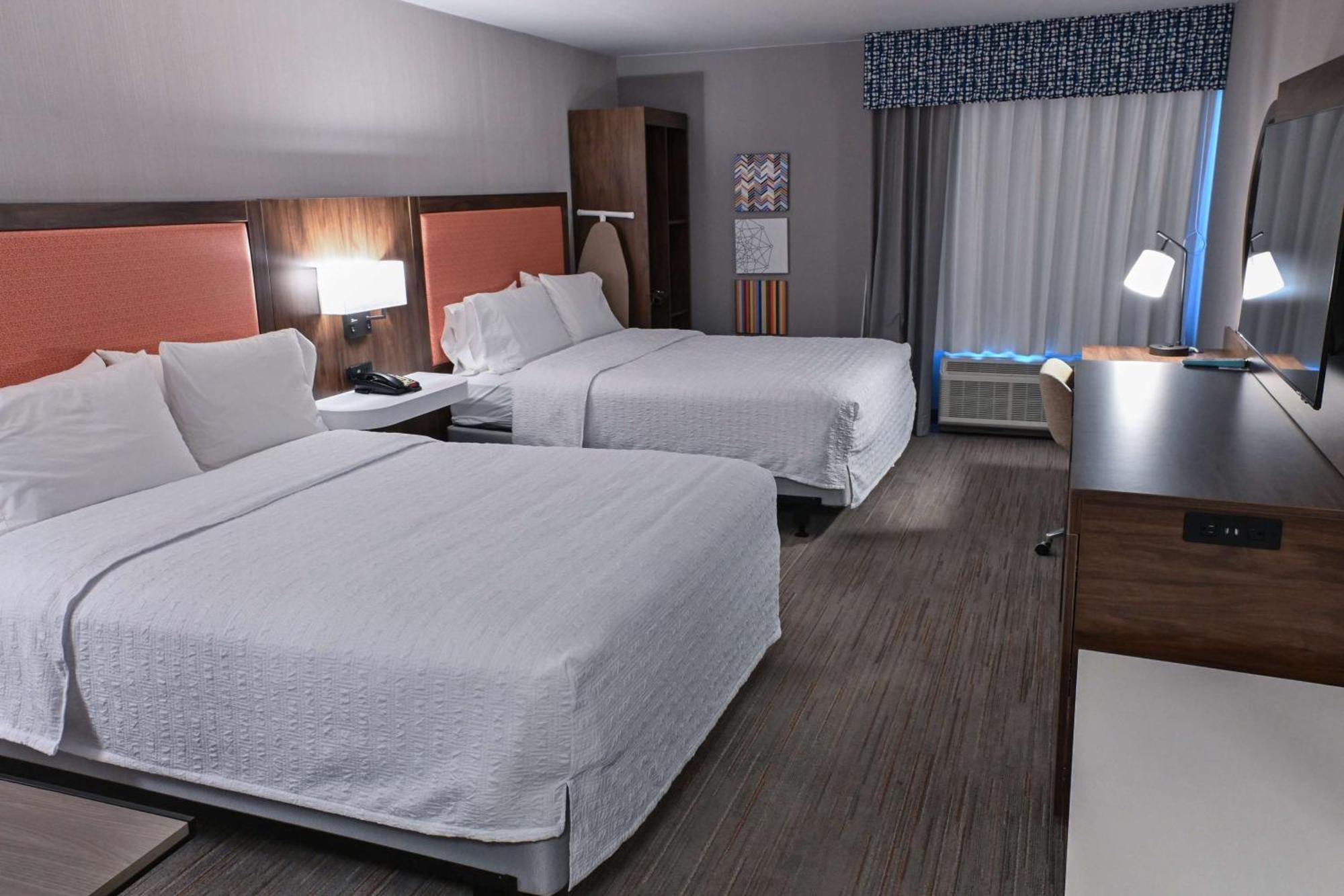 Hampton Inn Фремонт Экстерьер фото