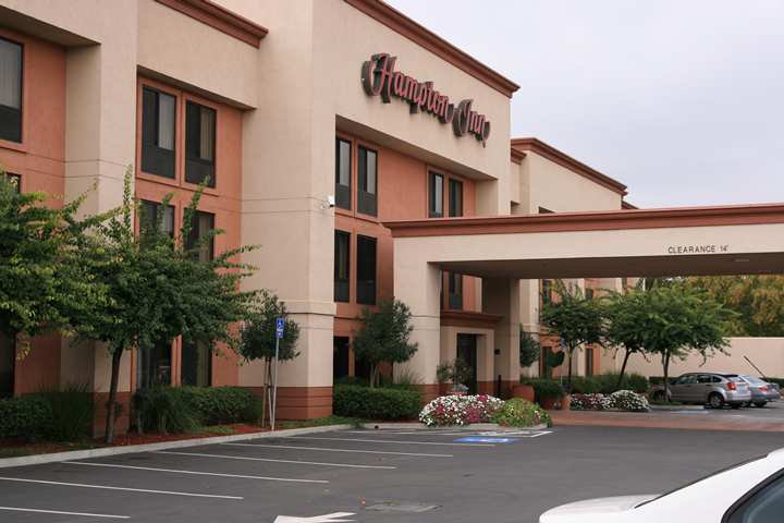 Hampton Inn Фремонт Экстерьер фото
